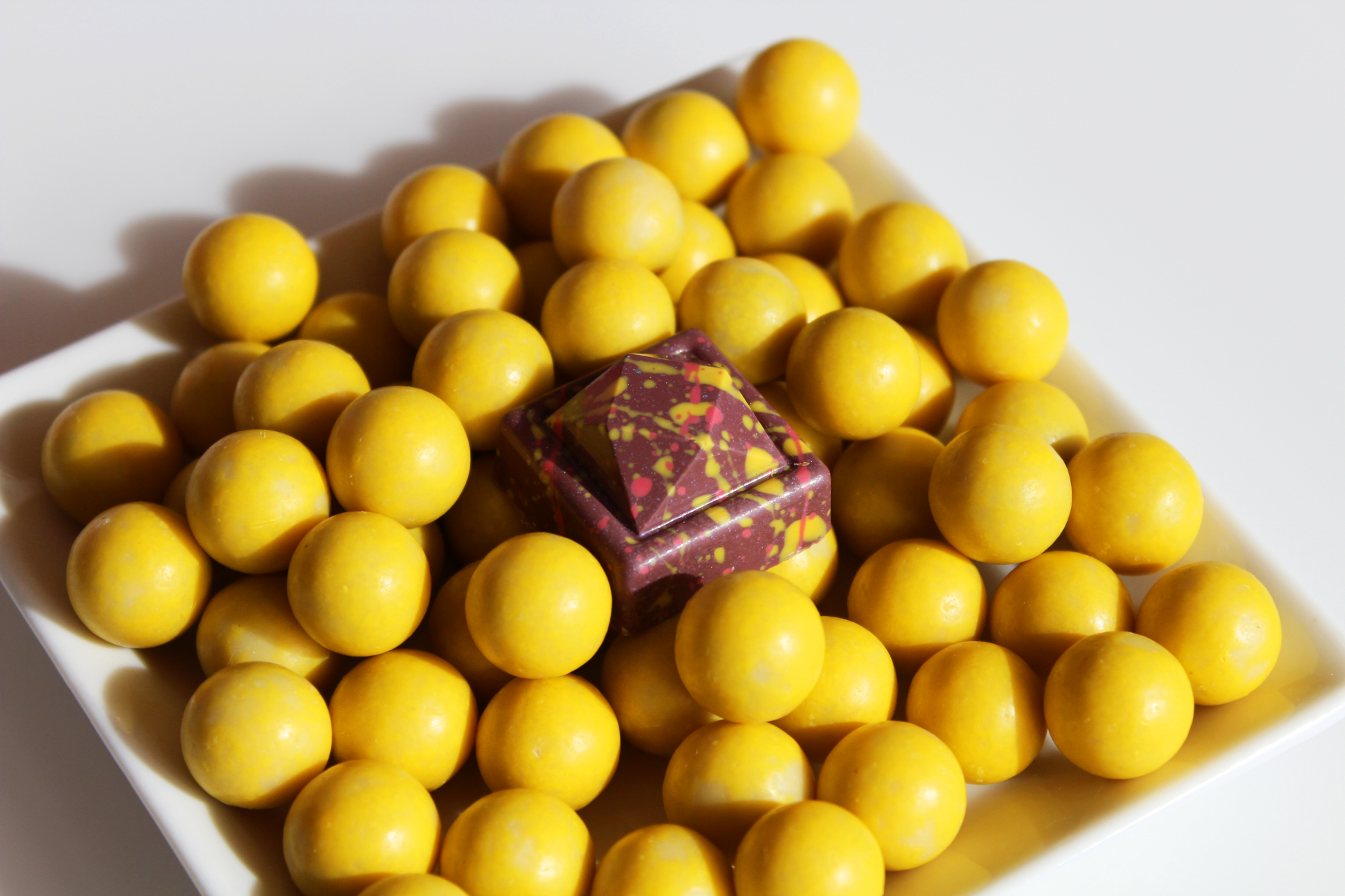 Passionfruit Bonbon Styled