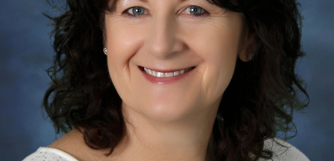 Kitsap Bank Honors Tonia Johnson as Employee of the First Quarter 2025